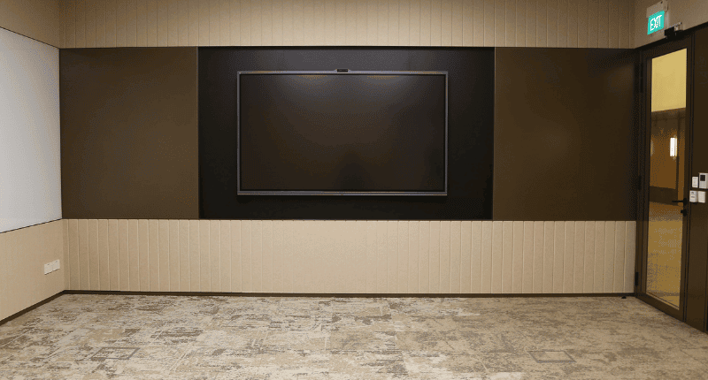 Maxhub IFP V7 for Perennial Business City | Smart Collaboration Meeting room