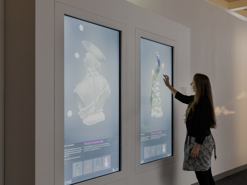 Digital Kiosk Audax Visuals
